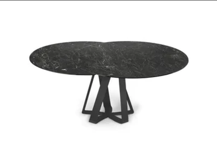 Naos turning dining table